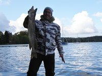 Wörthsee geblinkerter Oktoberhecht 80cm (3).JPG